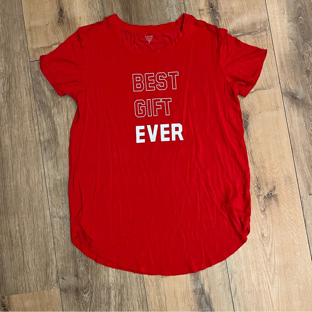 Gap maternity Christmas tshirt size small